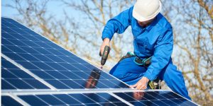 Installation Maintenance Panneaux Solaires Photovoltaïques à Chanat-la-Mouteyre
